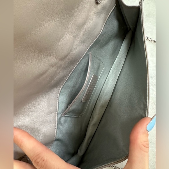 ❤️SOLD❤️Dior Clutch WOC on silver chain Gray/Lilac Neutral color patent - Picture 10 of 16